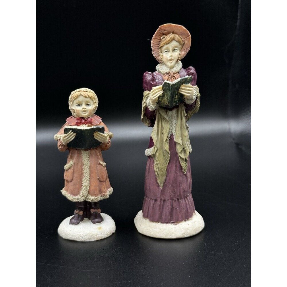 Christmas Village Charles Dickens Family Carolers Figurines Mother Daughter READ